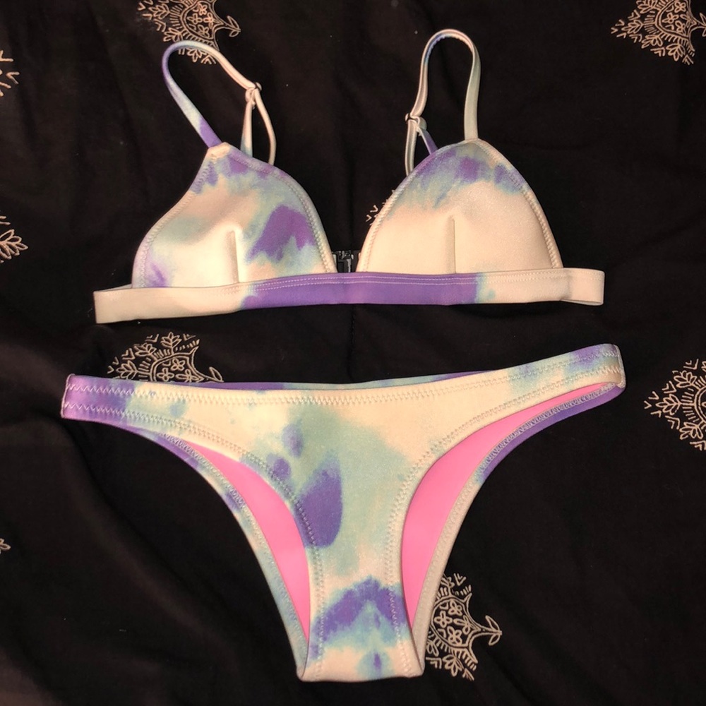 Triangl tie dye bikini set